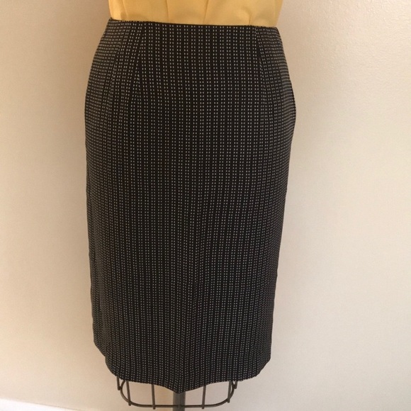 2 LOFT Skirts - Picture 5 of 12